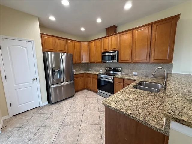 $3,000 | 2076 Leather Fern Drive, Ocoee, FL 34761