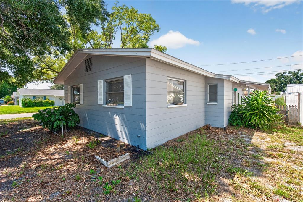 1901 57th Street North St. Petersburg, FL 33710 - Photo 21 of 34 Gallery Image 21
