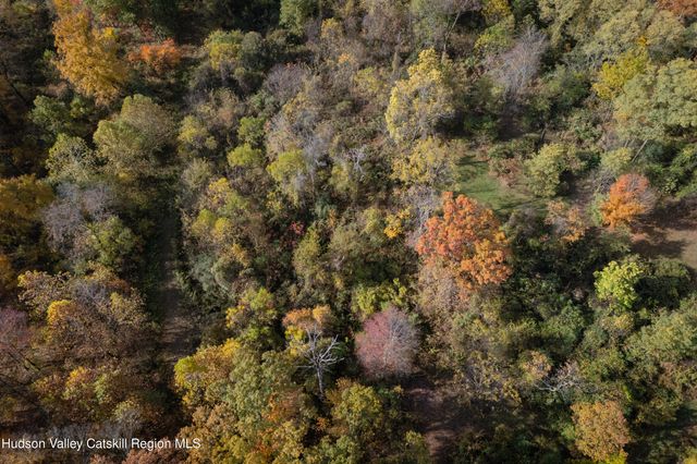 $375,000 | 38 Hudson Lane, Ulster Park, NY 12487