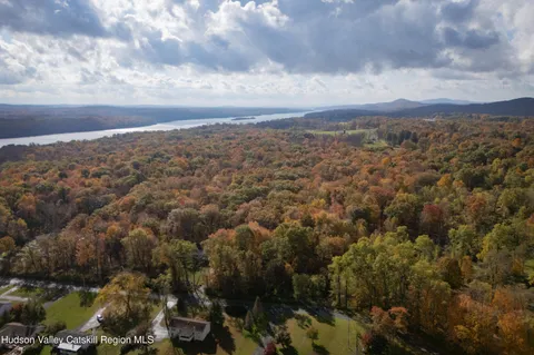 $375,000 | 38 Hudson Lane, Ulster Park, NY 12487