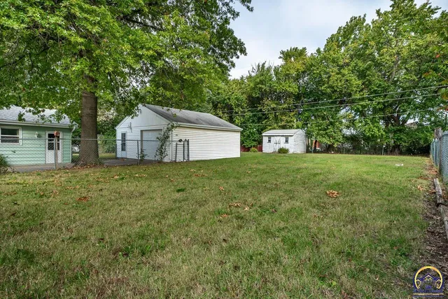 $125,000 | 224 Southwest Terra Drive, Topeka, KS 66609