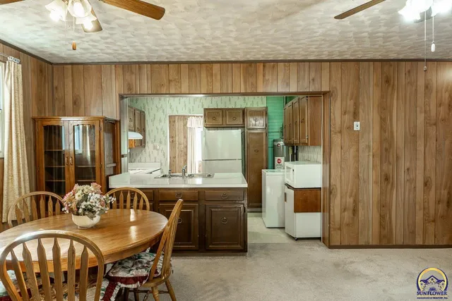 $125,000 | 224 Southwest Terra Drive, Topeka, KS 66609