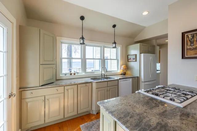 $1,450,000 | 130 Lands End Road, Derby, VT 05855