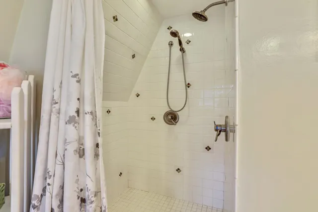 $1,450,000 | 130 Lands End Road, Derby, VT 05855