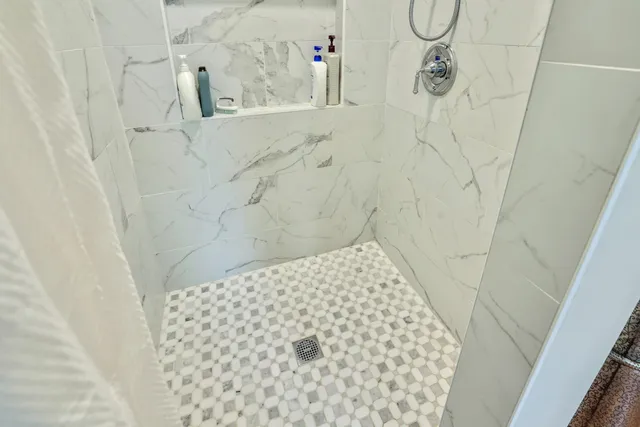 $1,450,000 | 130 Lands End Road, Derby, VT 05855