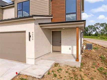 $654,200 | 9595 Jupiter Street, Lenexa, KS 66219