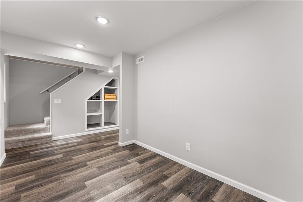 6804 Union Hill Road Canton, GA 30115 - Photo 6 of 57 Gallery Image 6