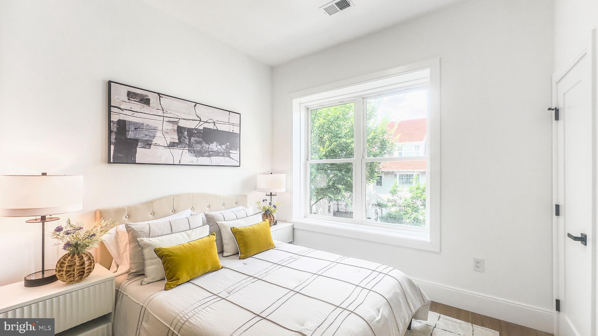 2517 Ontario Road Northwest, Unit 5 Washington, DC 20009 - Photo 16 of 27