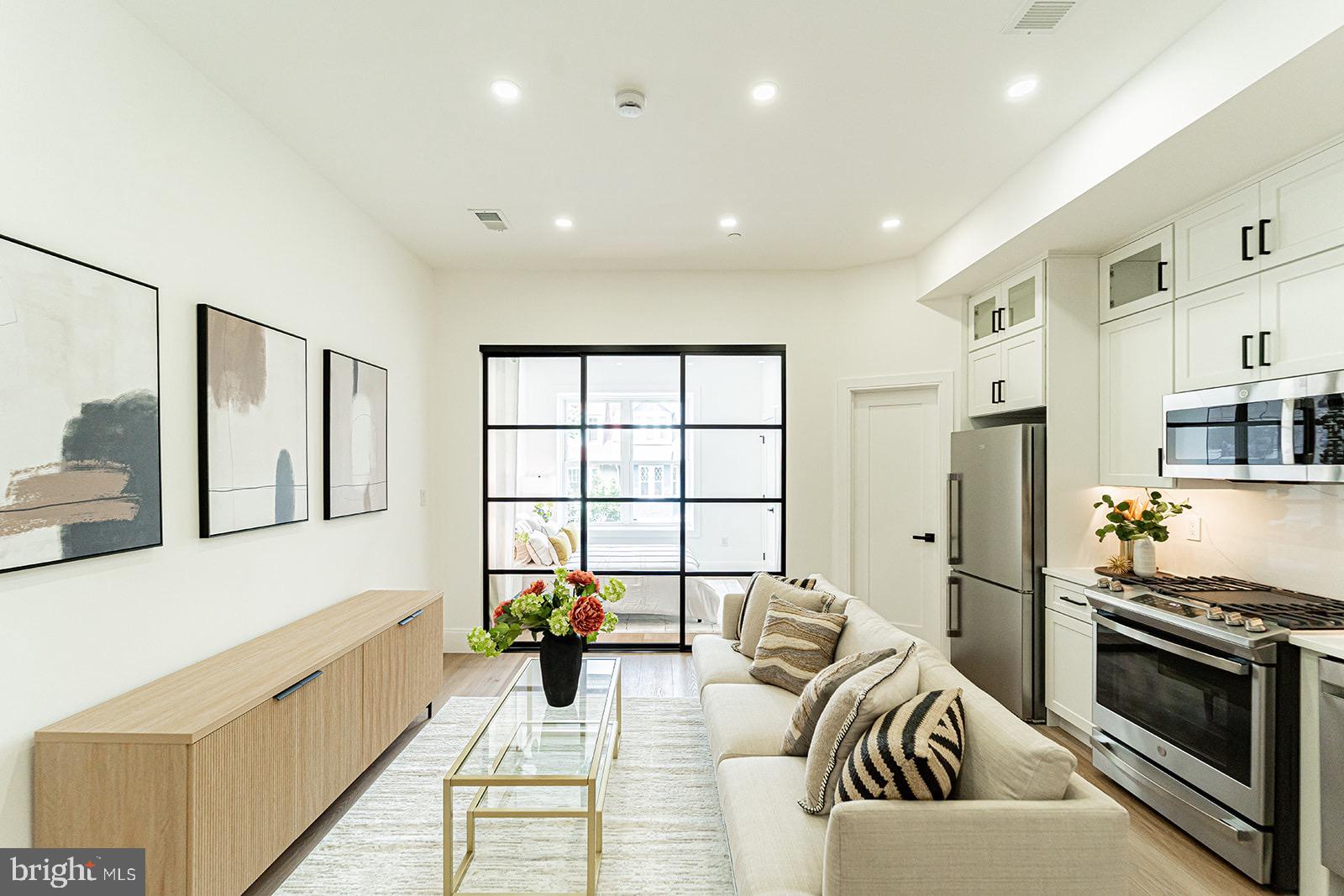 2517 Ontario Road Northwest, Unit 5 Washington, DC 20009 - Photo 3 of 27