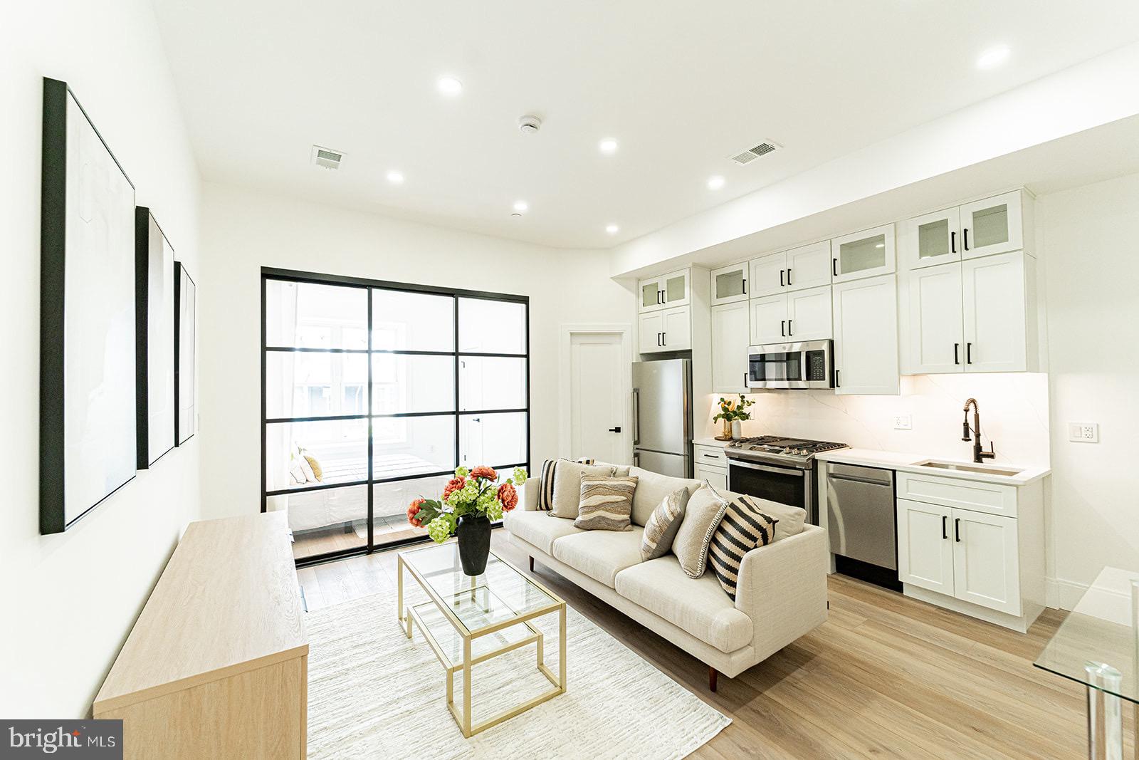 2517 Ontario Road Northwest, Unit 5 Washington, DC 20009 - Photo 10 of 27