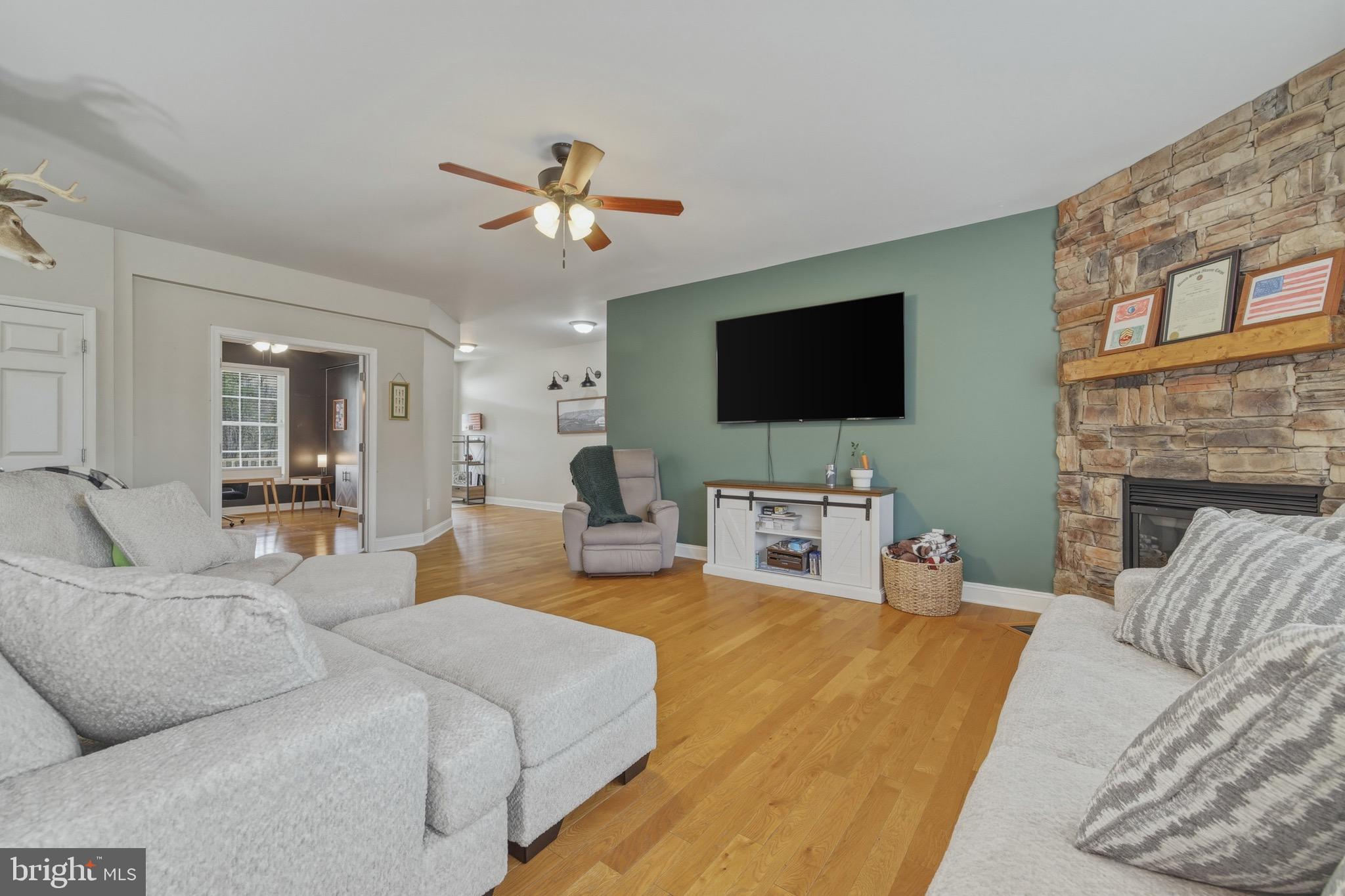 257 Hunter Road Maurertown, VA 22644 - Photo 12 of 61