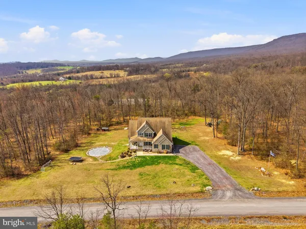 $625,000 | 257 Hunter Road, Maurertown, VA 22644