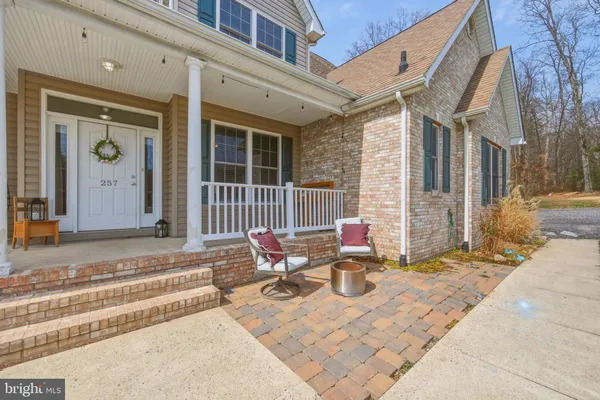 $625,000 | 257 Hunter Road, Maurertown, VA 22644