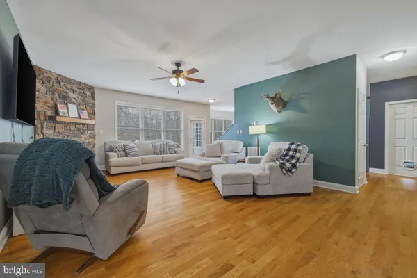 $625,000 | 257 Hunter Road, Maurertown, VA 22644