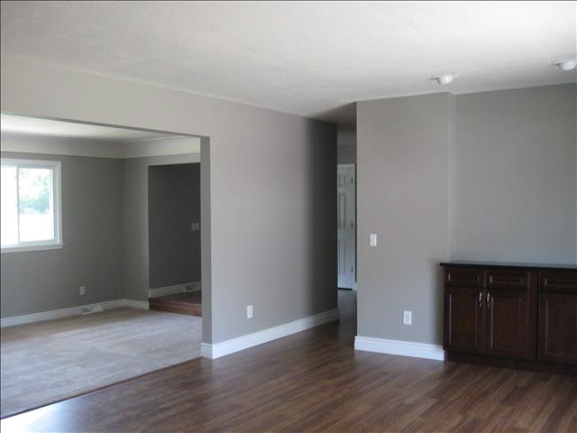 718 West Dean Road Temperance, MI 48182 - Photo 15 of 20 Eating Area