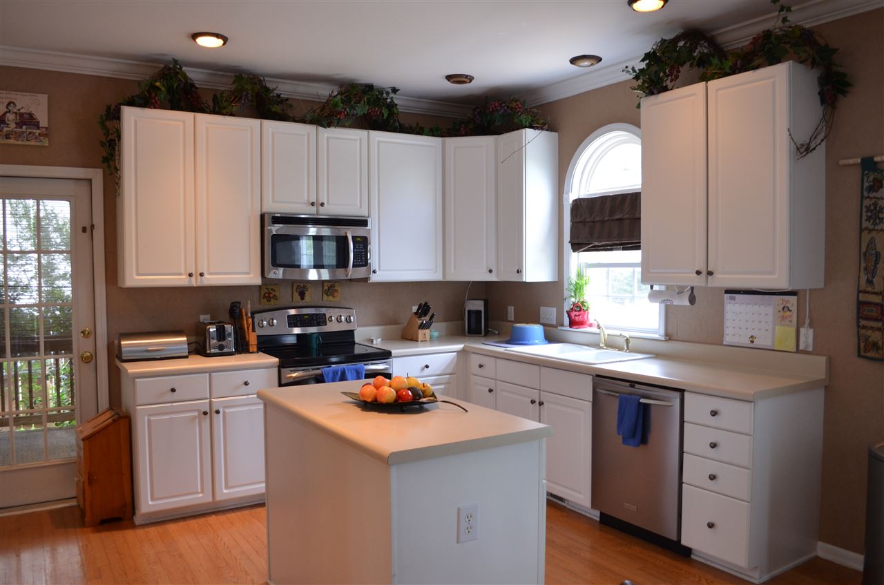 112 Myrtle Way Greer, SC 29650 - Photo 13 of 25 Gallery Image 13