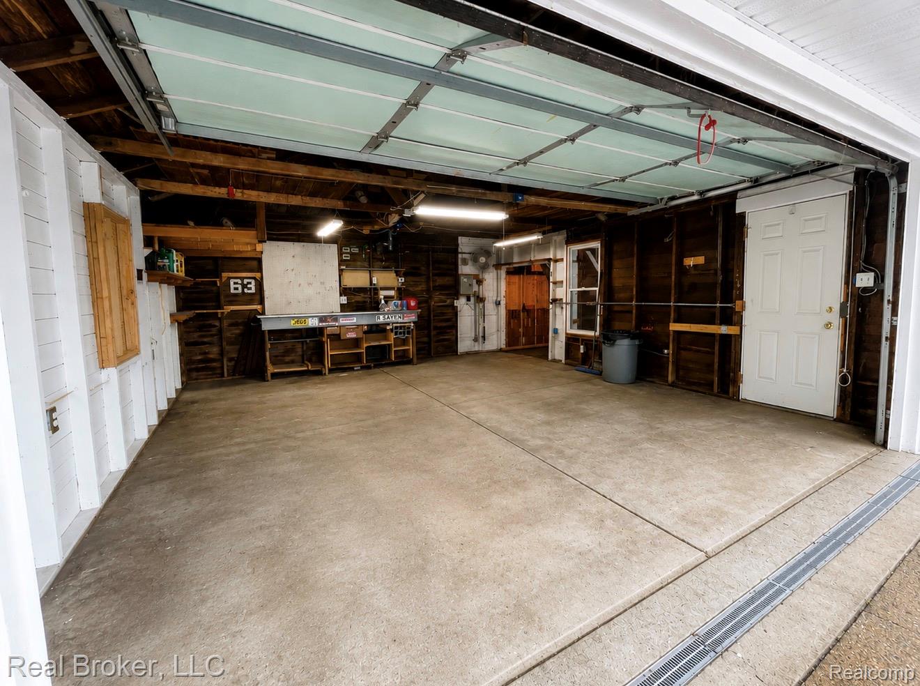 603 Vernier Road Grosse Pointe, MI 48236 - Photo 30 of 33 Garage with a workshop area