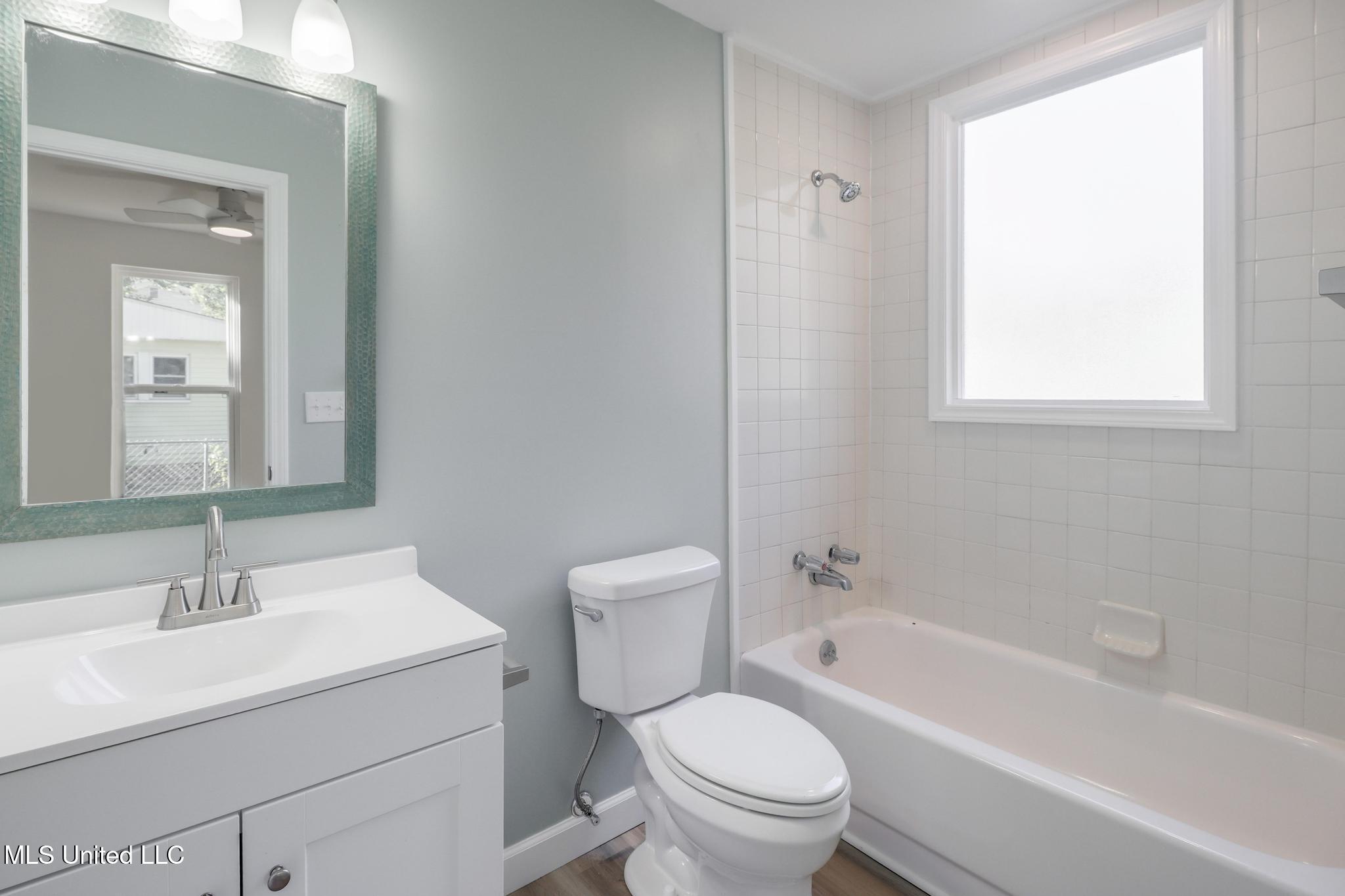 910 22nd Street Gulfport, MS 39501 - Photo 17 of 20 Photo Dec 09 2025, 10 25 27 AM (2)