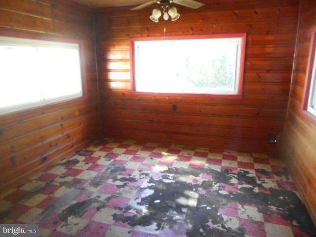 930 Woodlynn Road Baltimore, MD 21221 - Photo 11 of 26 Dining Room