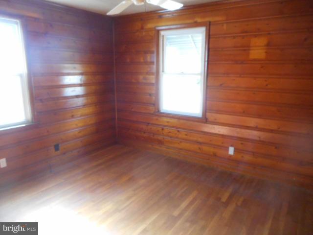 930 Woodlynn Road Baltimore, MD 21221 - Photo 14 of 26 Bedroom