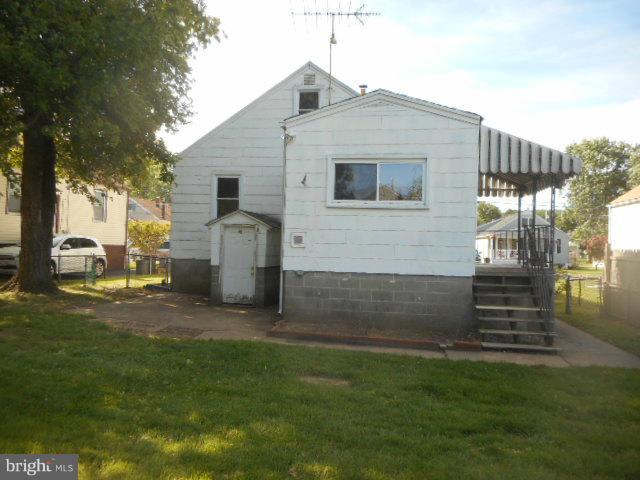 930 Woodlynn Road Baltimore, MD 21221 - Photo 25 of 26 Exterior (Rear)