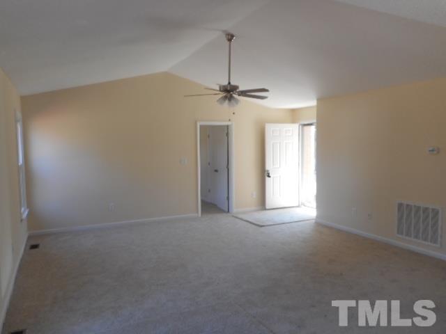 388 Godwin Road Benson, NC 27504 - Photo 4 of 14