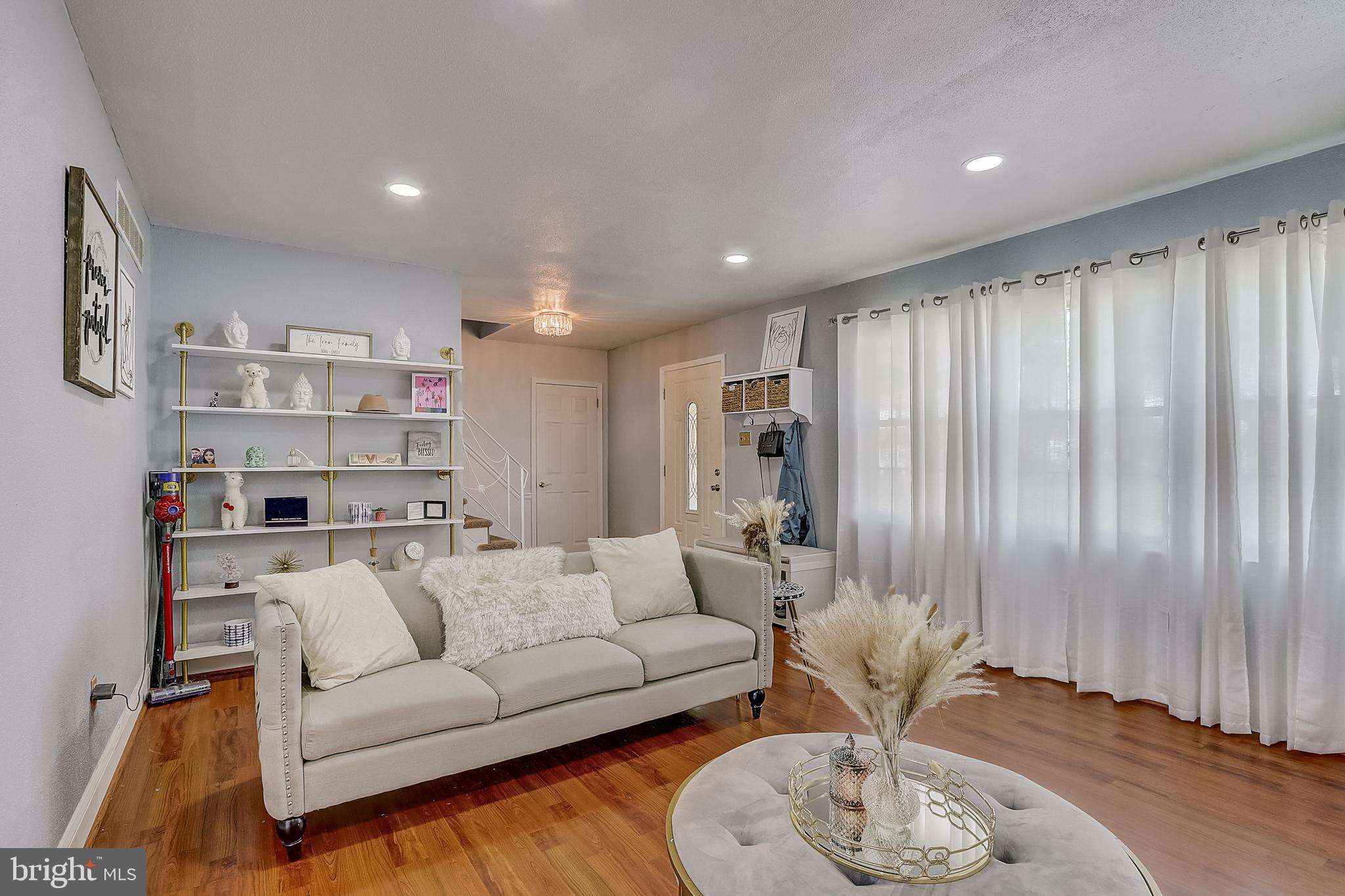 513 Brook Lane Warminster, PA 18974 - Photo 13 of 54