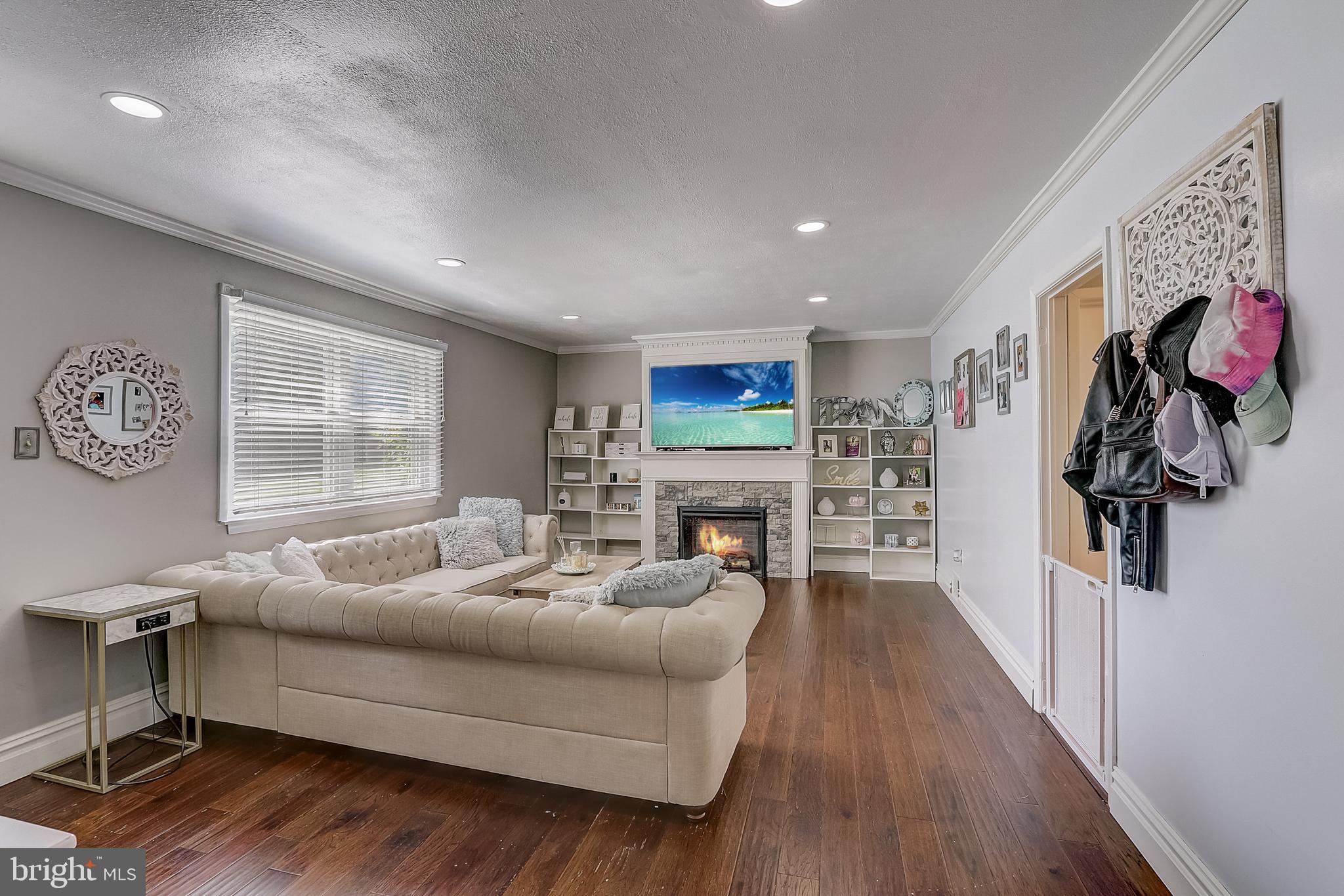 513 Brook Lane Warminster, PA 18974 - Photo 23 of 54