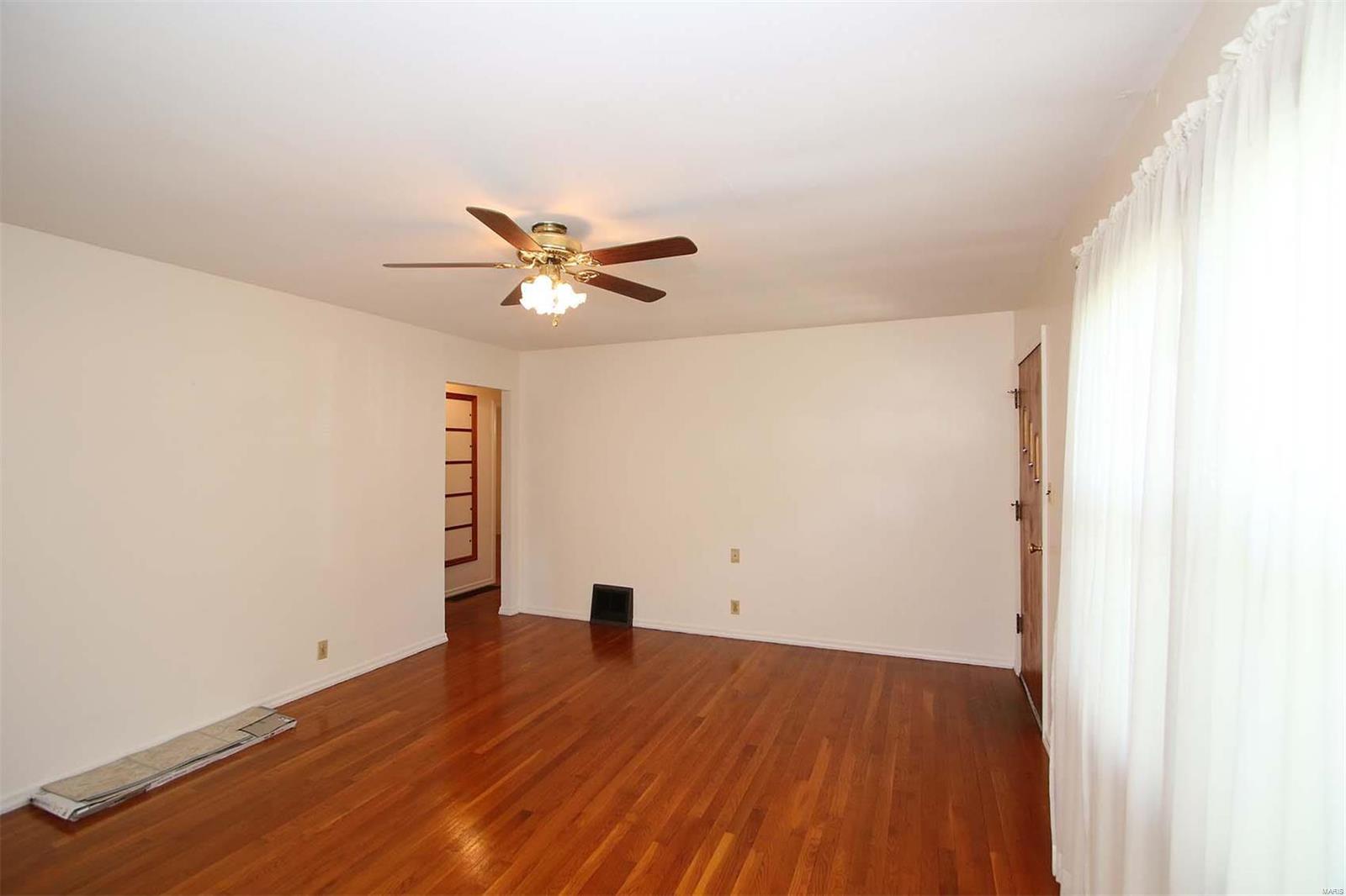 123 West 2nd Street Roxana, IL 62084 - Photo 4 of 23