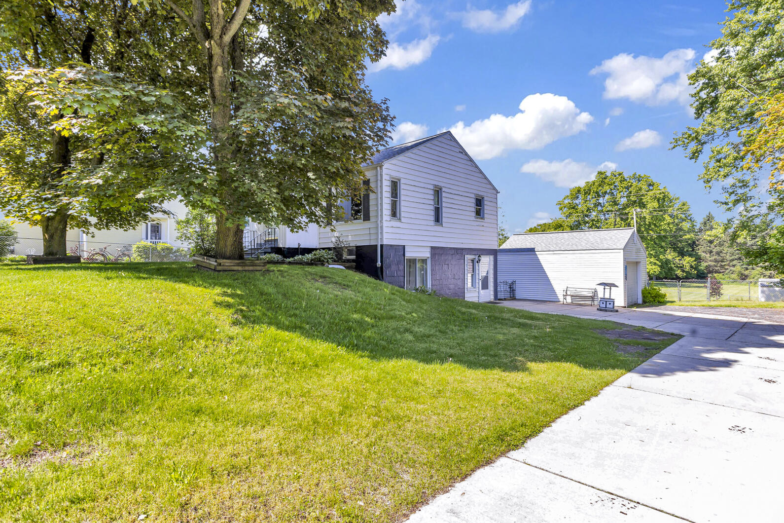 228 Ballard Road Jackson, MI 49201 - Photo 34 of 40 0N0A6930