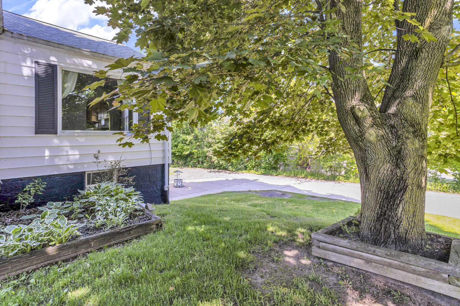 228 Ballard Road Jackson, MI 49201 - Photo 37 of 40 0N0A6934