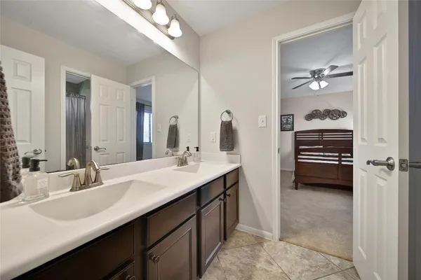 $850,000 | 25003 Waterstone Estates Circle East, Tomball, TX 77375