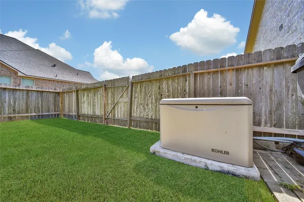 $850,000 | 25003 Waterstone Estates Circle East, Tomball, TX 77375