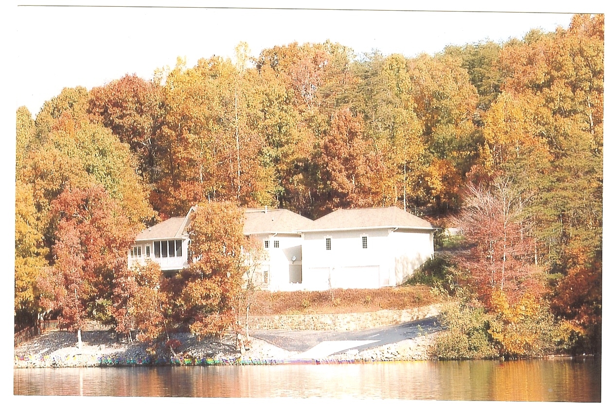 6981 Horseshoe Bend Road Goodview, VA 24095 - Photo 22 of 22 a view of a back yard
