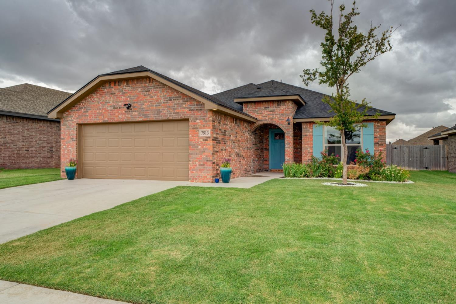 7513 87th Street Lubbock, TX 79424 - Photo 1 of 42 Beautiful Curb Apeal