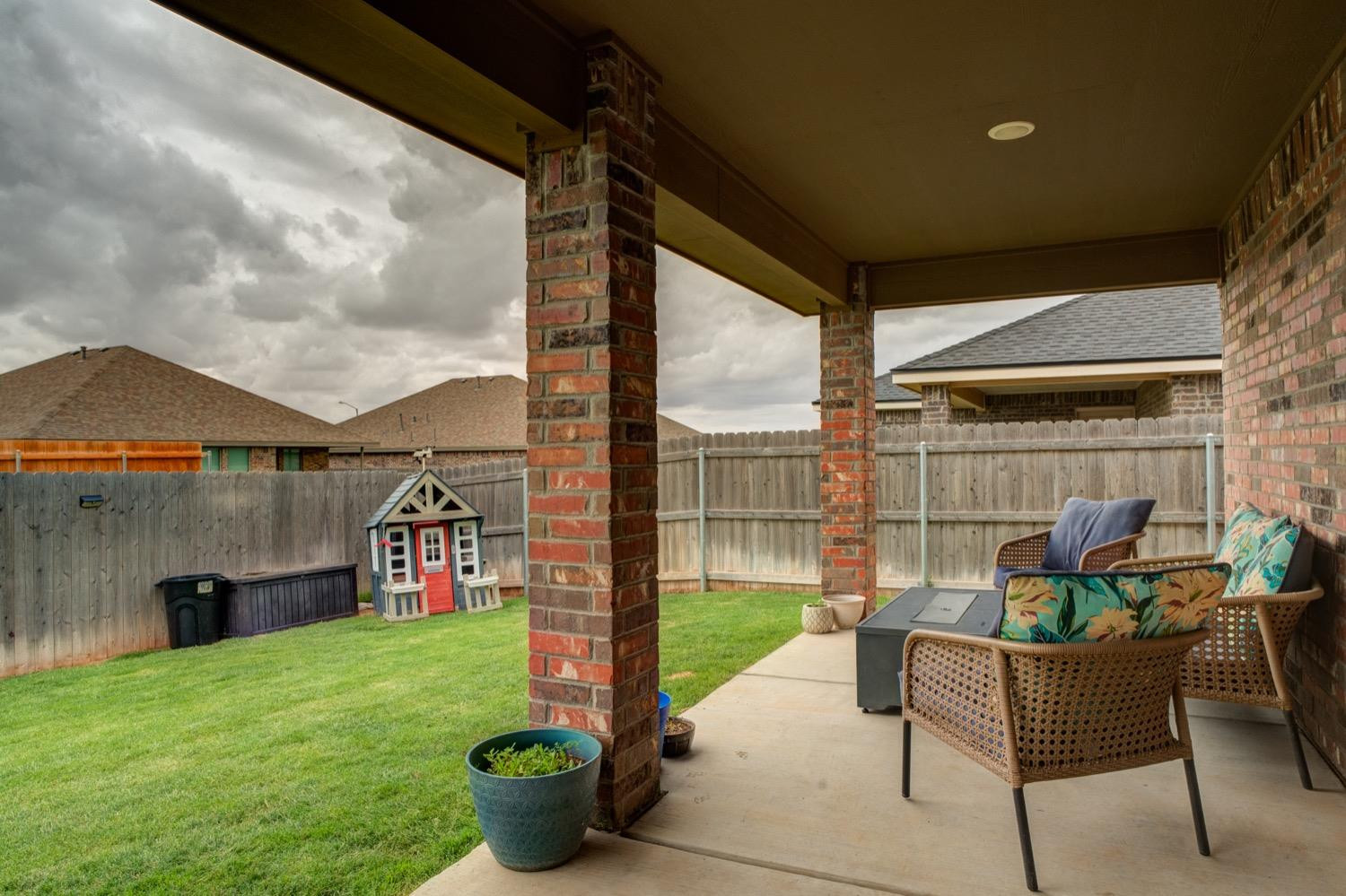 7513 87th Street Lubbock, TX 79424 - Photo 37 of 42 Covered Patio