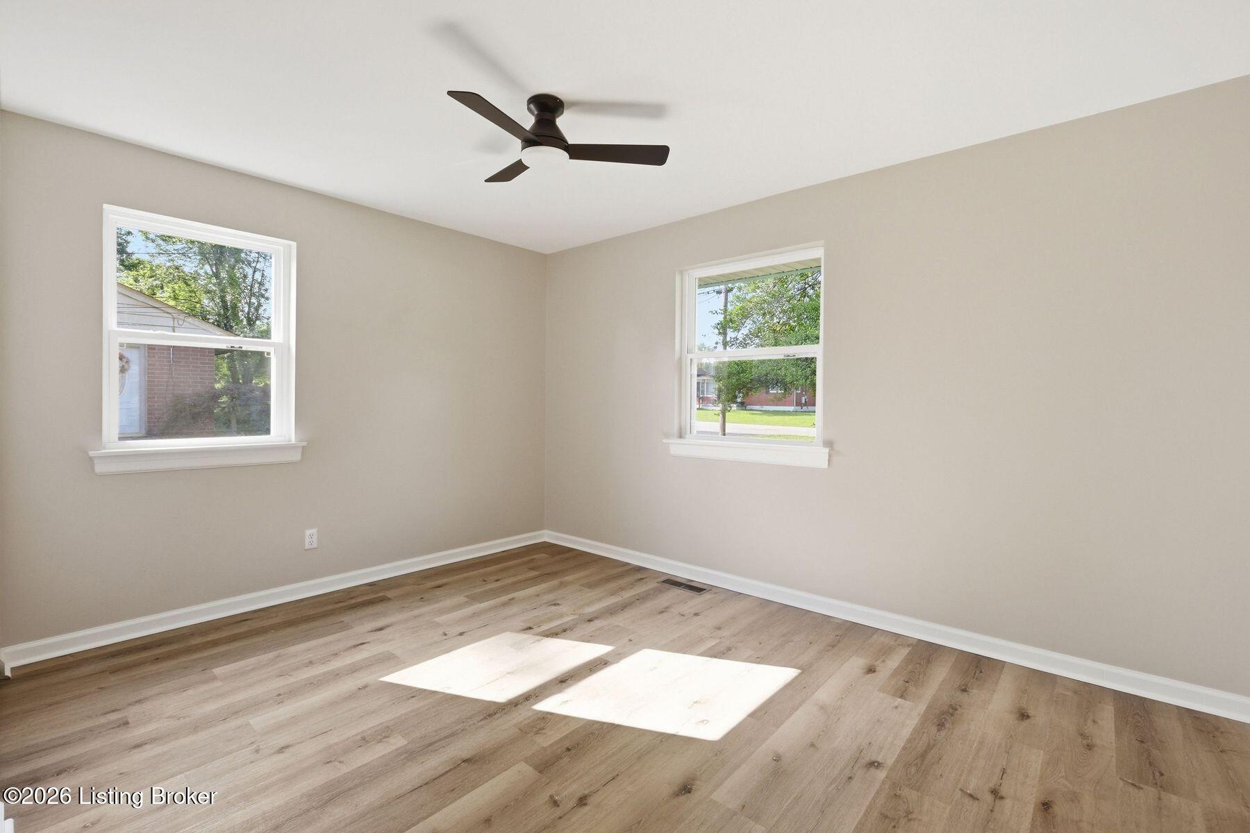 2209 Peaslee Road Louisville, KY 40216 - Photo 17 of 27 photo_online_016