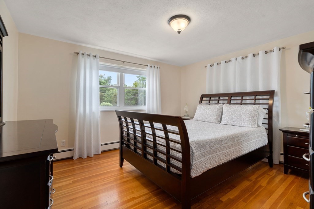 20 Whitman Road, Unit 13 Waltham, MA 02453 - Photo 8 of 12 Gallery Image 8