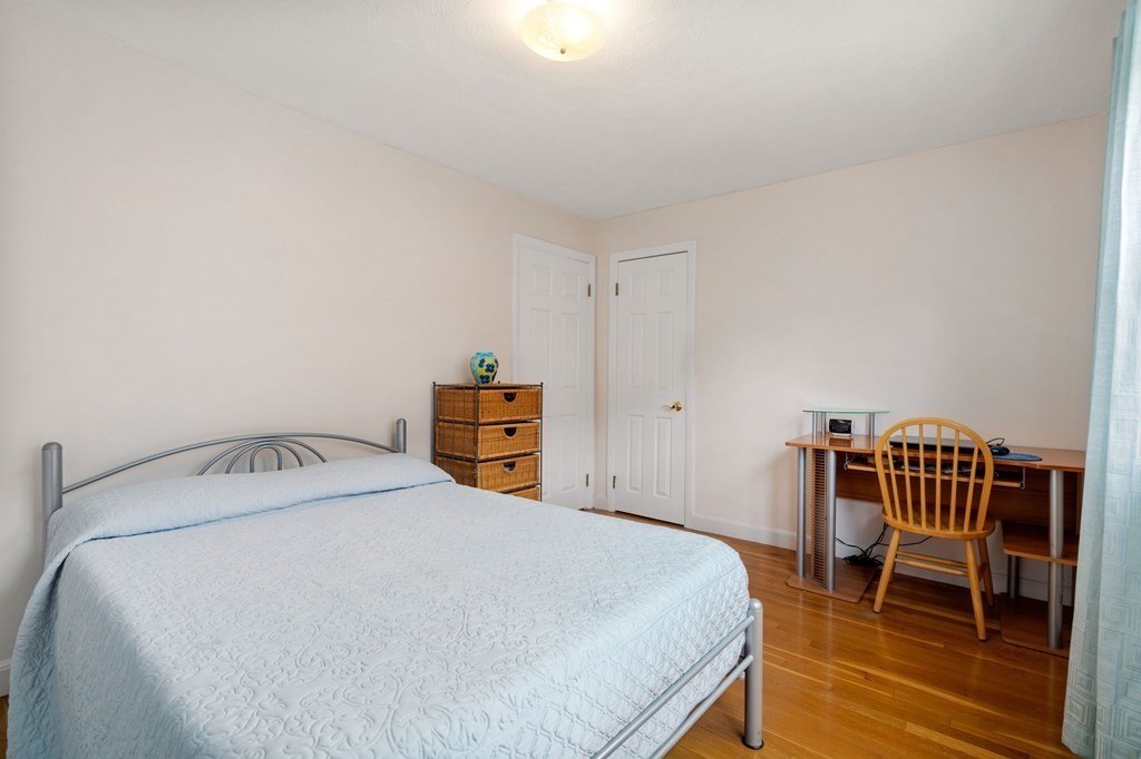20 Whitman Road, Unit 13 Waltham, MA 02453 - Photo 10 of 12 Gallery Image 10