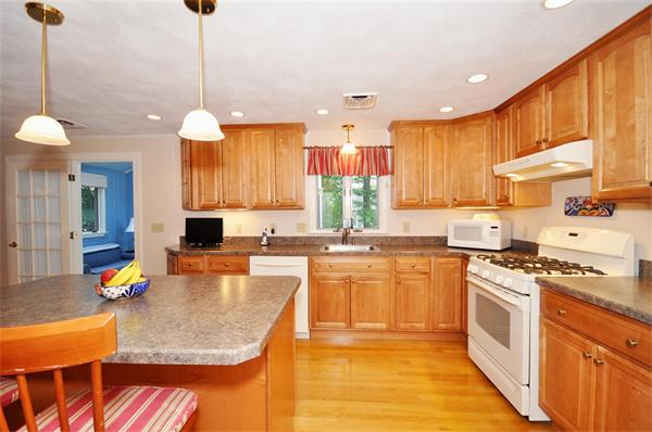 26 Cypress Road Arlington, MA 02474 - Photo 12 of 30 Gallery Image 12