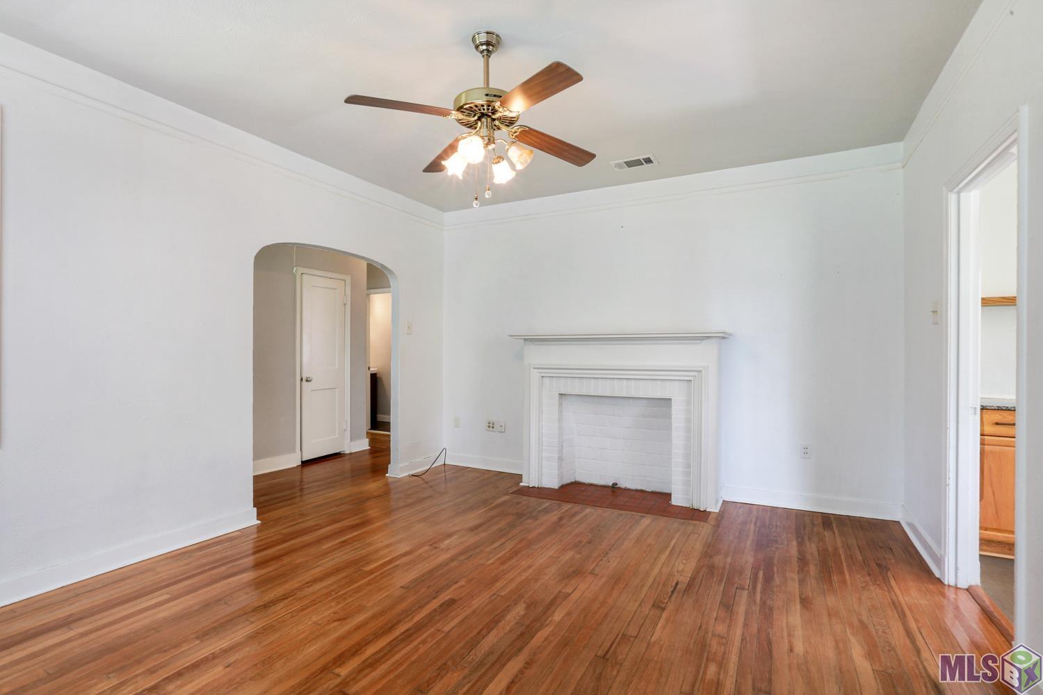 6024 Government Street Baton Rouge, LA 70806 - Photo 4 of 13 Gallery Image 4