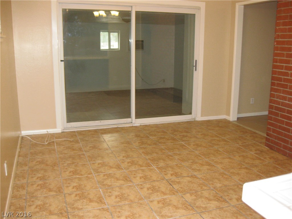 3613 Riviera Avenue Las Vegas, NV 89107 - Photo 16 of 19