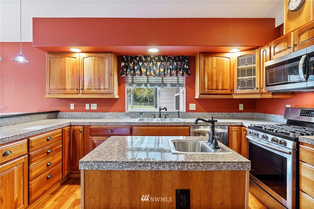 352 Falcon Road Sequim, WA 98382 - Photo 11 of 28 Gallery Image 11
