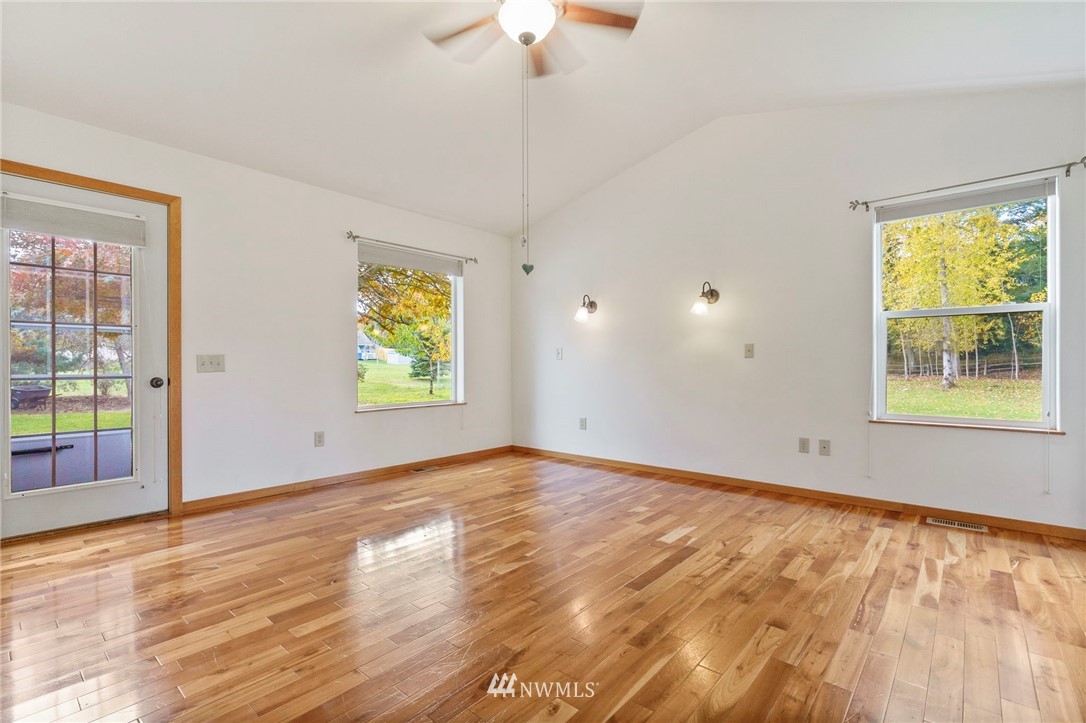 352 Falcon Road Sequim, WA 98382 - Photo 14 of 28 Gallery Image 14