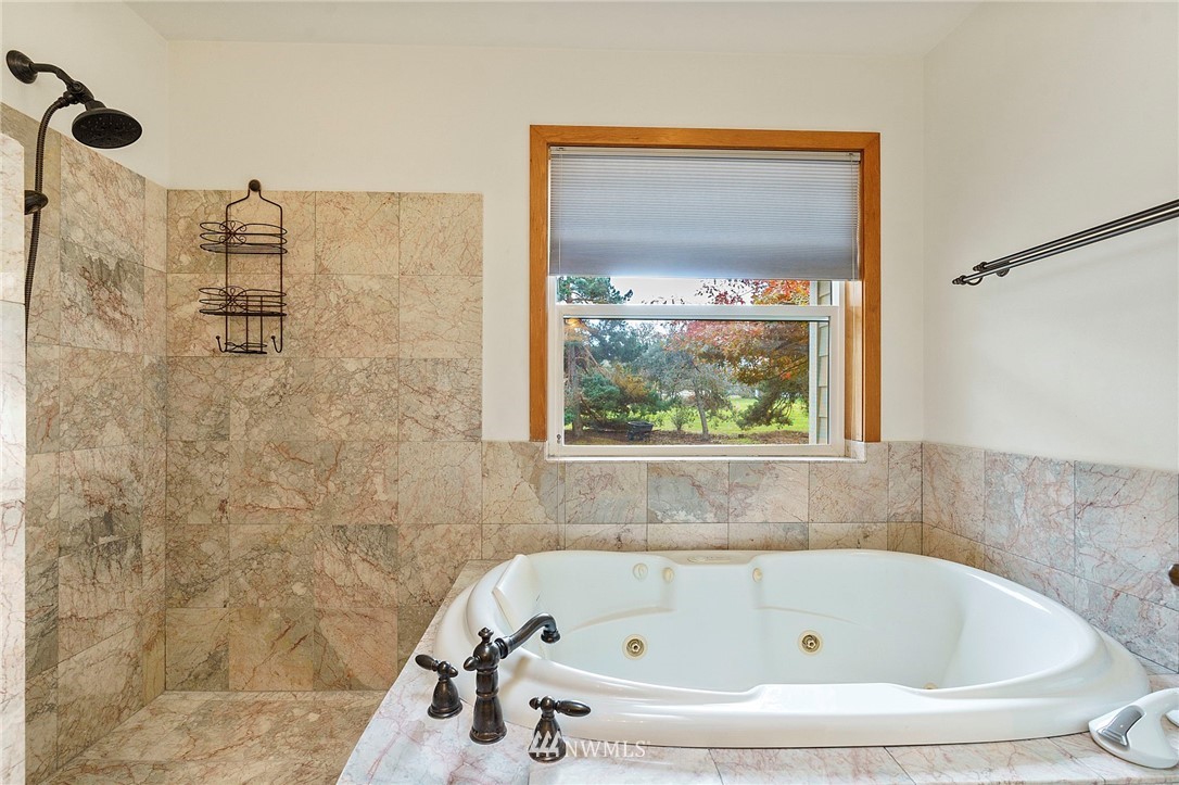 352 Falcon Road Sequim, WA 98382 - Photo 17 of 28 Gallery Image 17