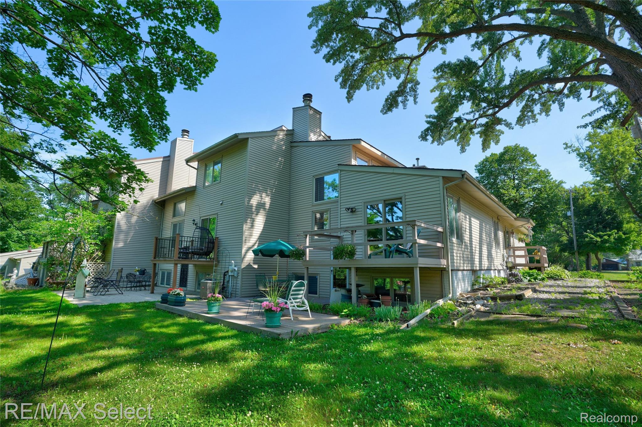 6605 Flushing Road Flushing, MI 48433 - Photo 5 of 37 6605 Flushing Rd 10.jpg
