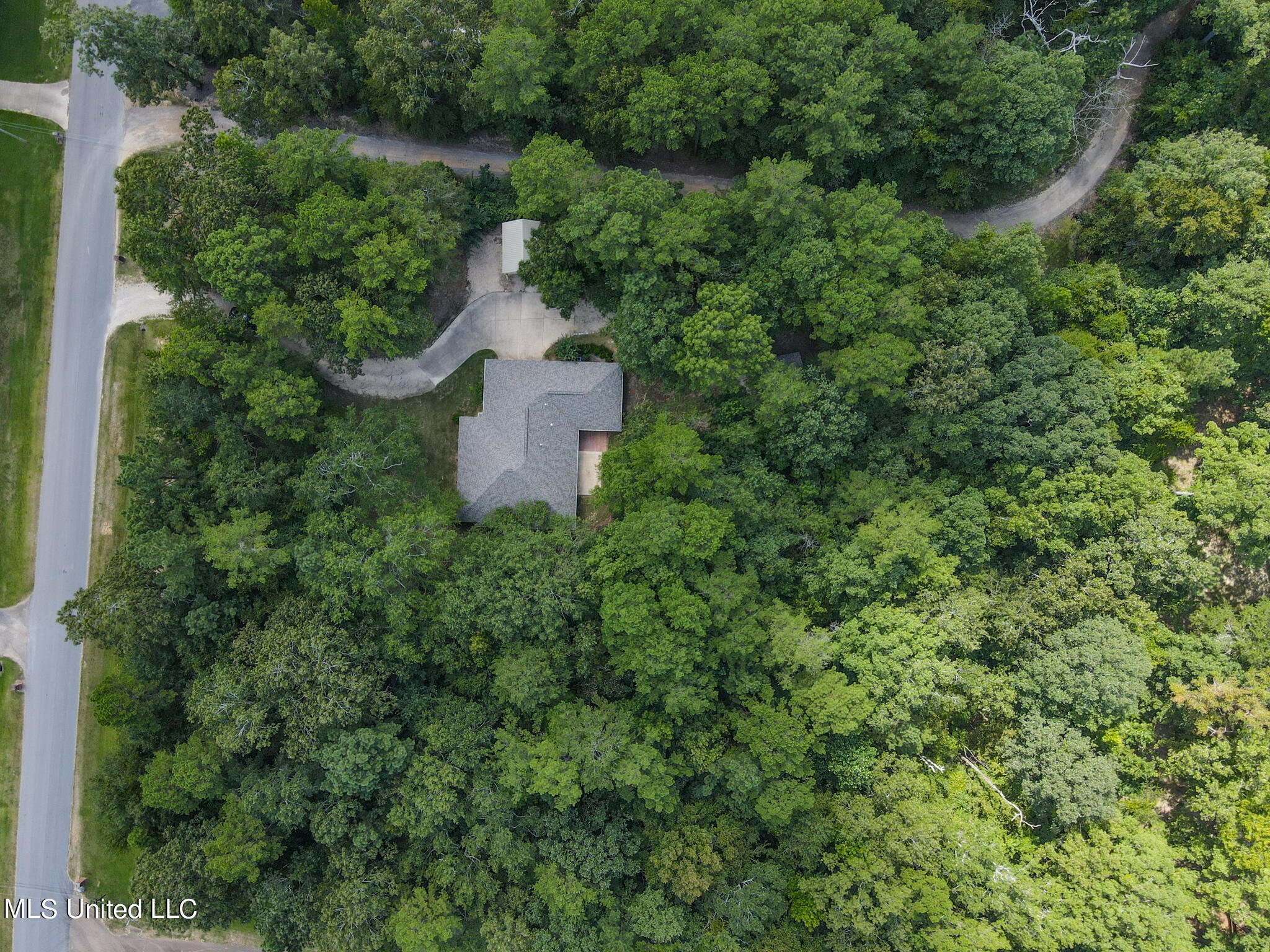 1010 Ridgeside Dr 8