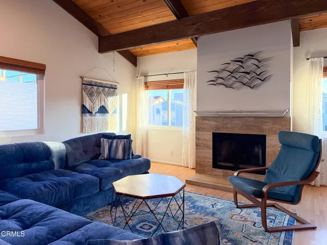 $2,950 | 361 Rossmore Drive, Oxnard, CA 93035