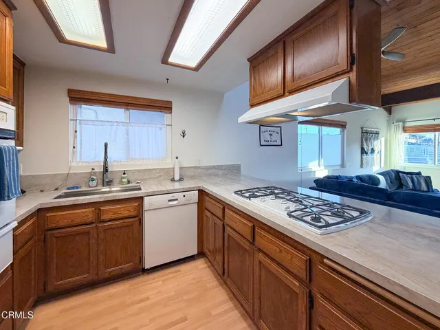 $2,950 | 361 Rossmore Drive, Oxnard, CA 93035