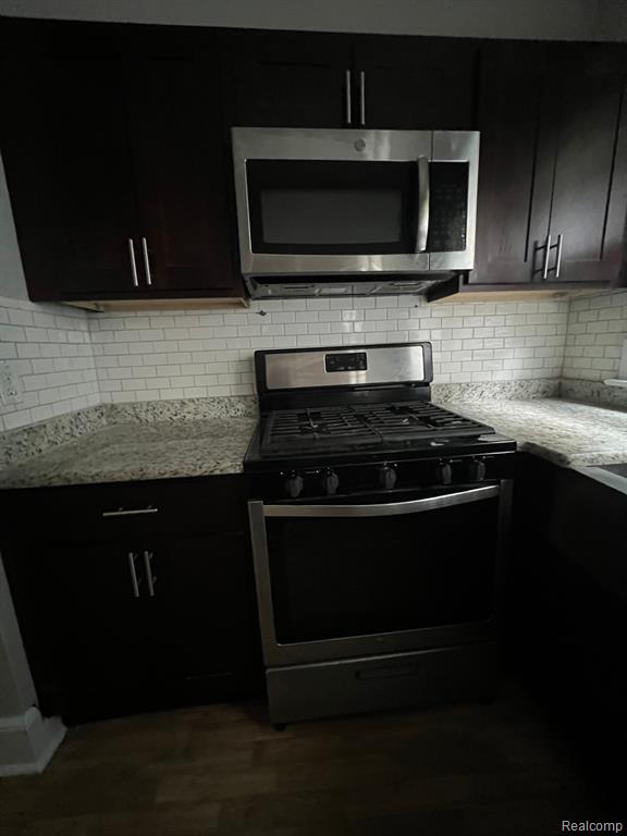 864 Nottingham Road, Unit 1S Grosse Pointe, MI 48230 - Photo 16 of 20
